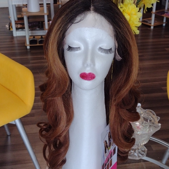 Wigs - Picture 1 of 1